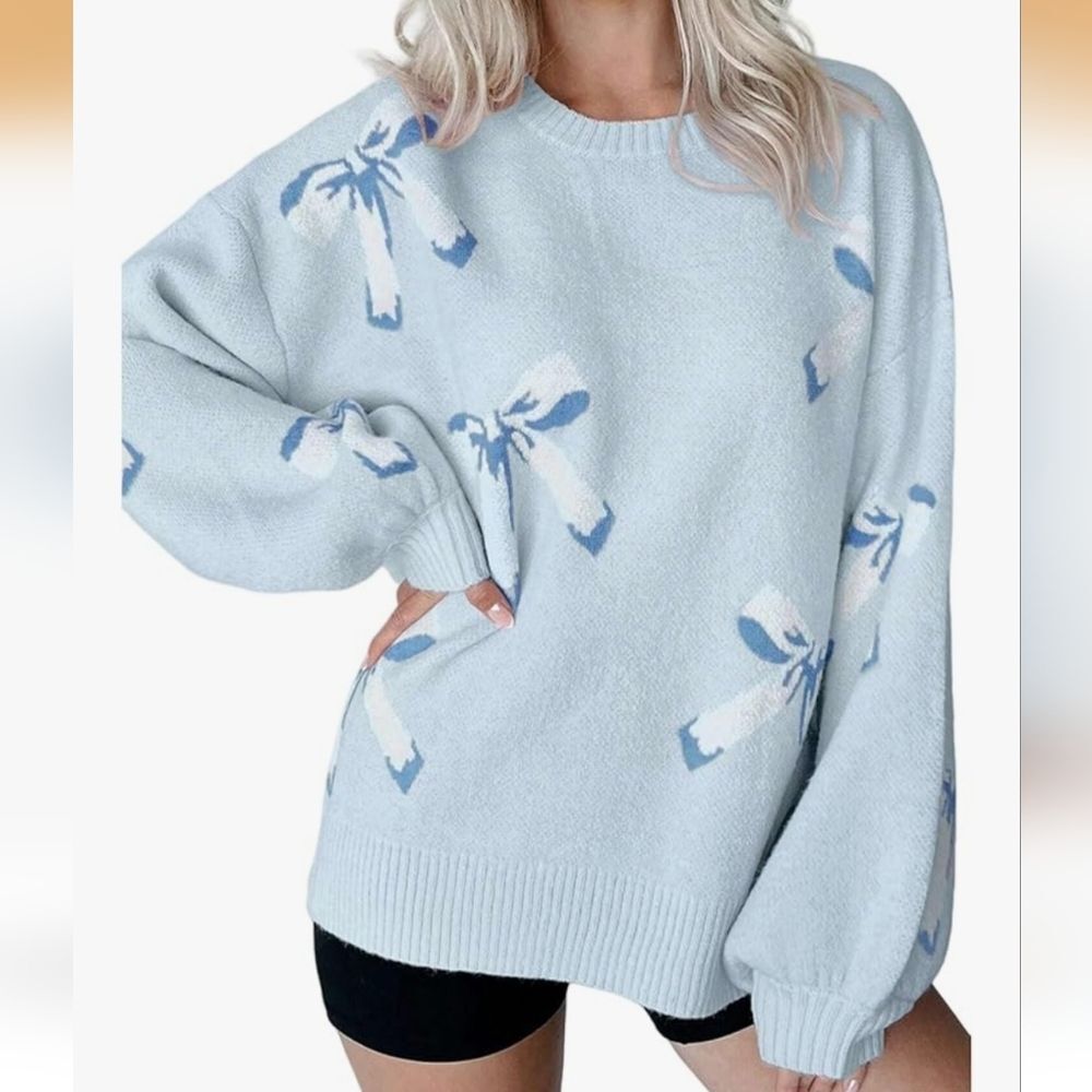 Womens Long Sleeve Crewneck Chunky Knit Bow Printed Sweater -NWOT